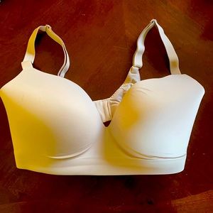 Soma Enbliss wireless bra
